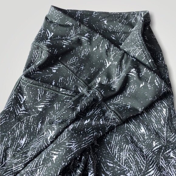 All in motion leggings textured high waist intarsia textured ombre print legging - Picture 6 of 15